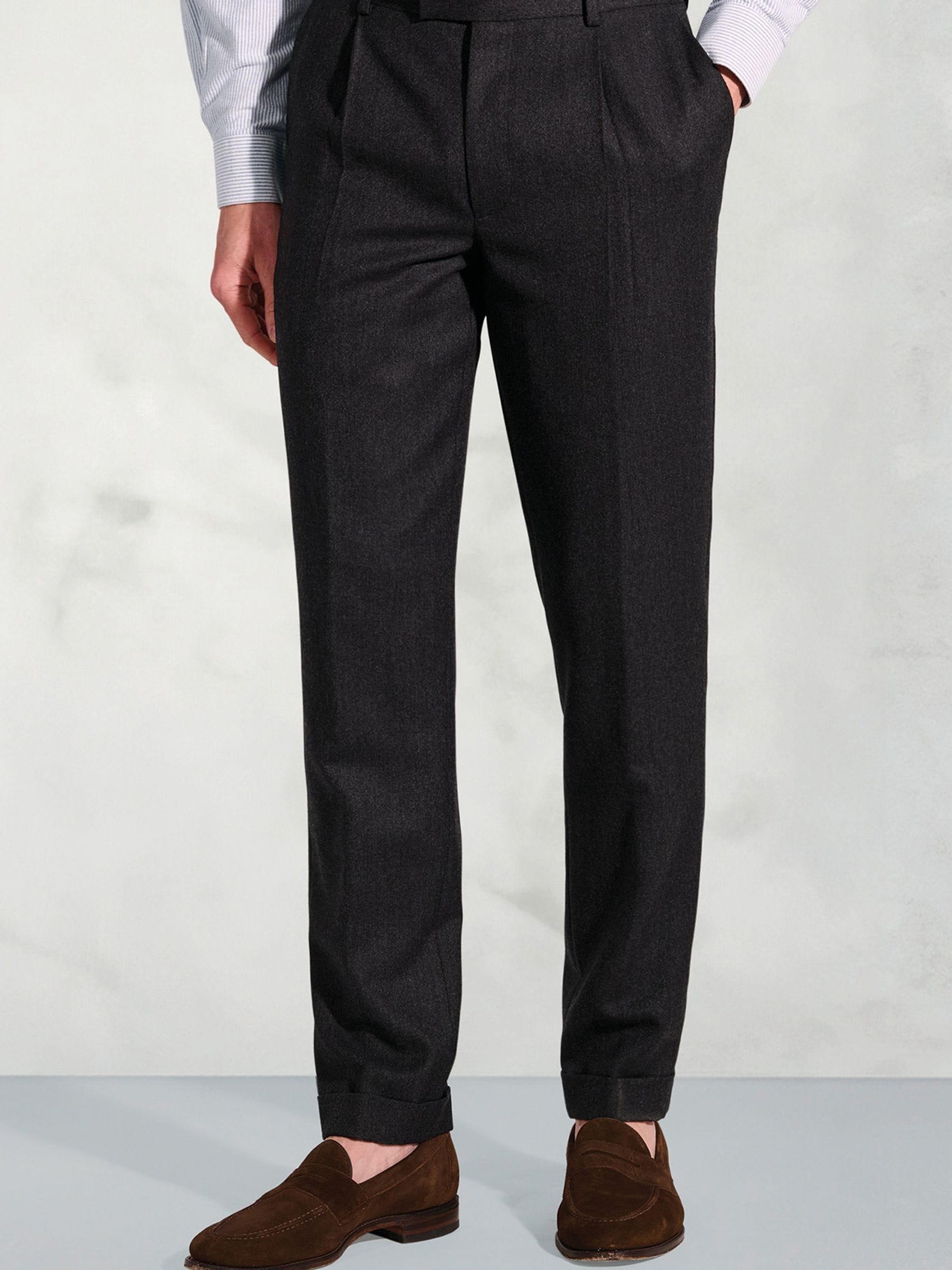 Brook Taverner Single Pleat Turn-Up Wool Trousers