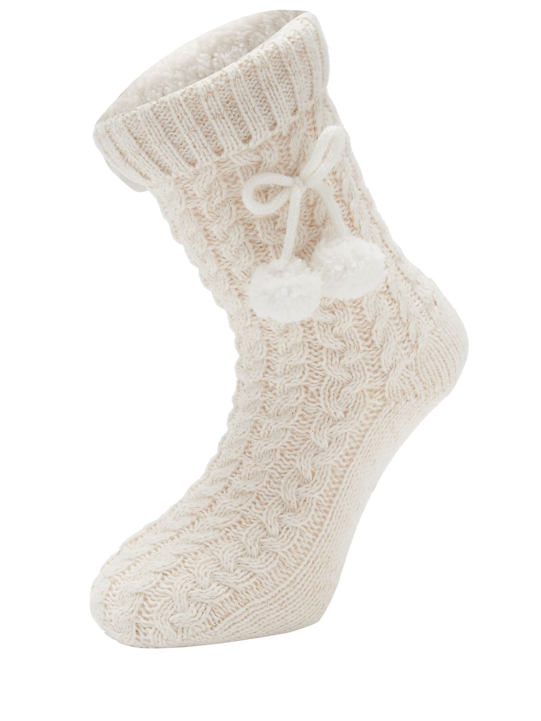Crème - Pour Moi - Comfortabele gebreide pantoffelsok met kabelpatroon