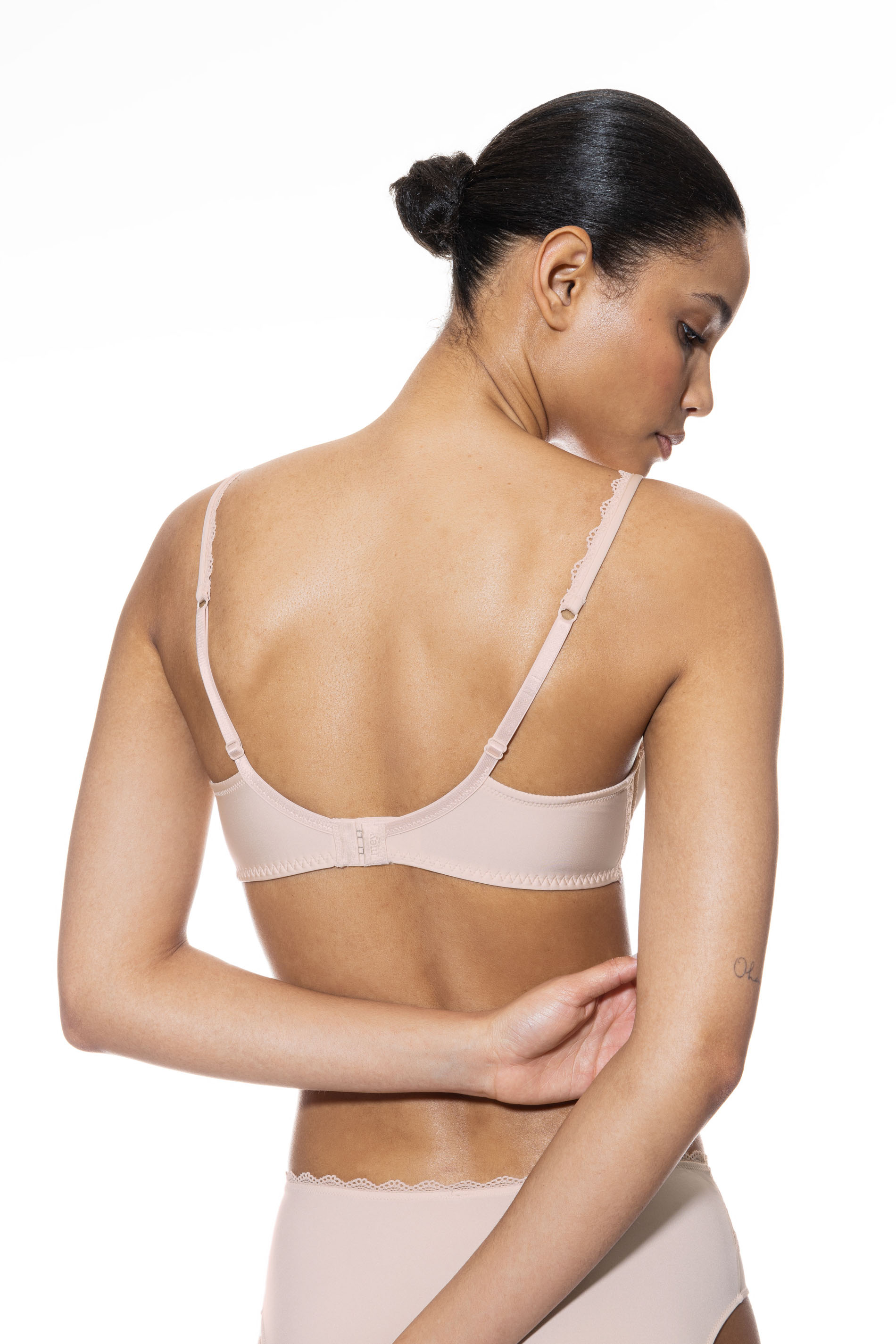 Bi-Stretch-BH | Full Cup<br>Serie Amorous