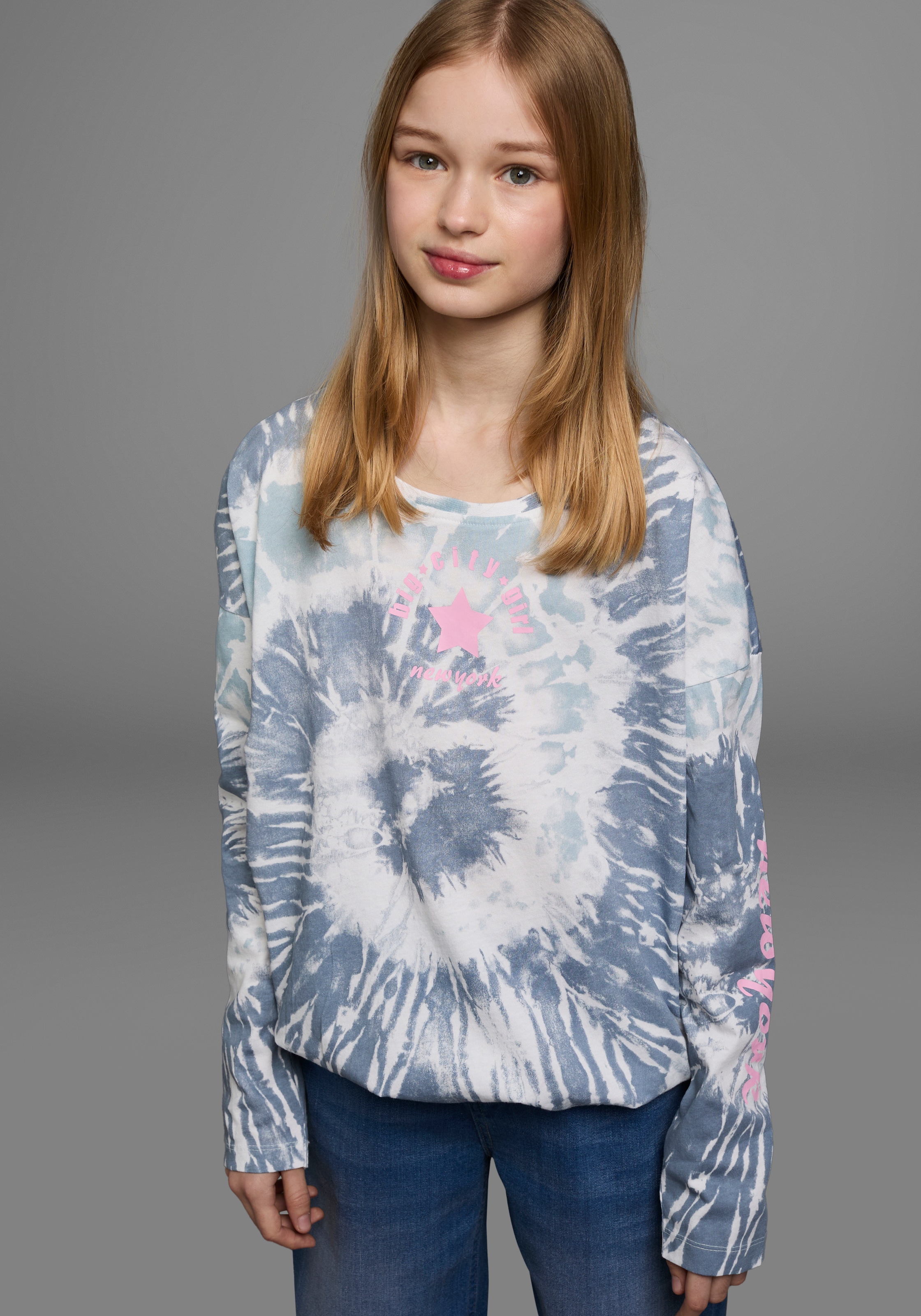 KIDSWORLD Fledermausshirt »Batik-Optik Shirt«, Langarm,  mit Gummizug am Saum,  stylischer Aufdruck
