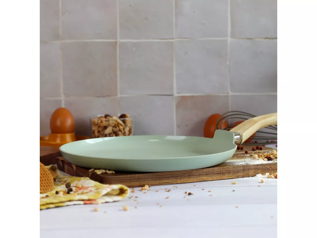 Menastyl - Crepiere 26cm Colorama Celadon - En Aluminium - Revetement Antiadhesif En Ceramique