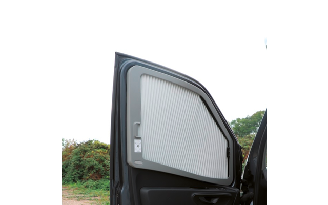 Remis Fahrerhausverdunkelung REMIfront III für Mercedes Sprinter 2006 - 2018
