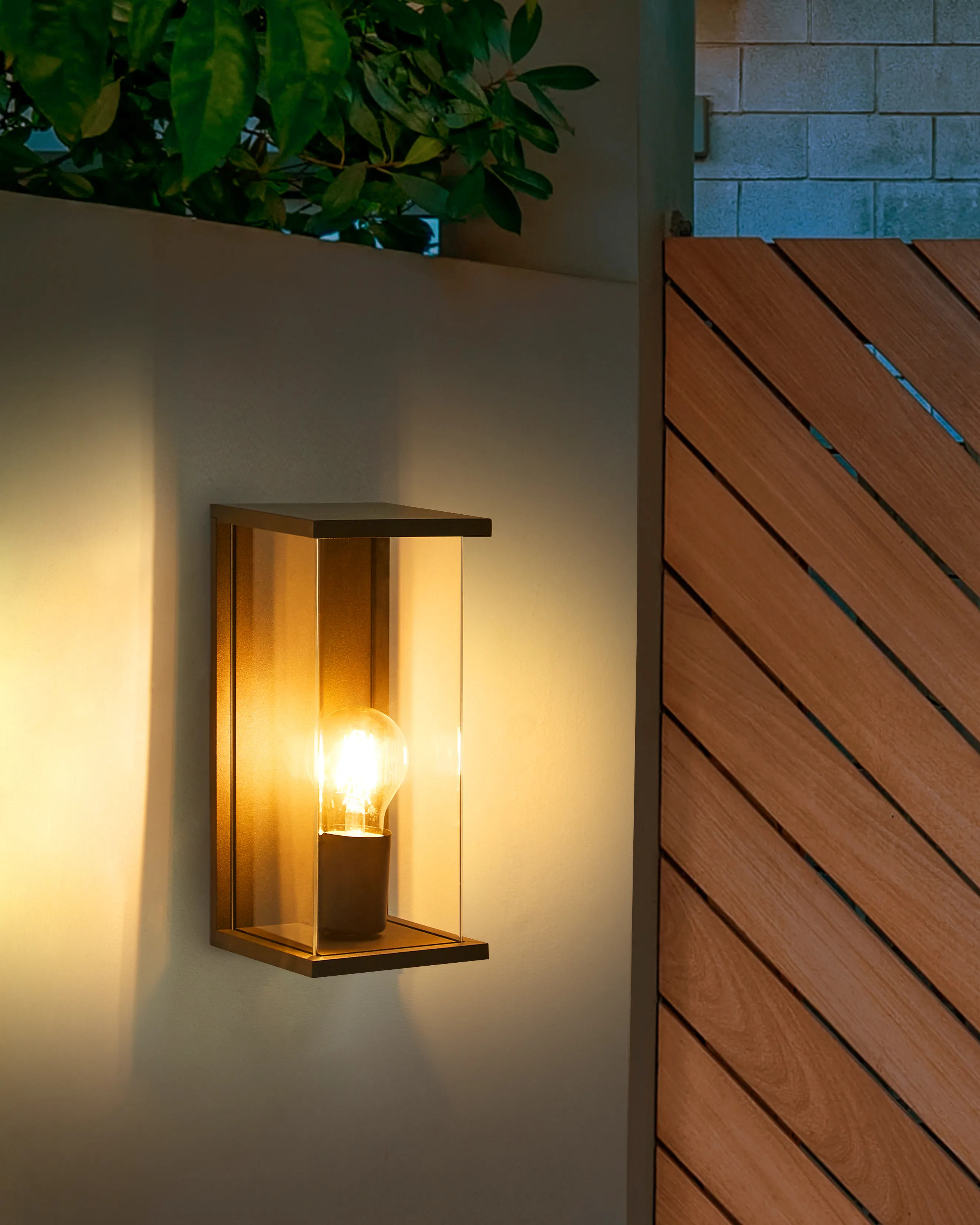 Buiten wandlamp WAKAL Zwart