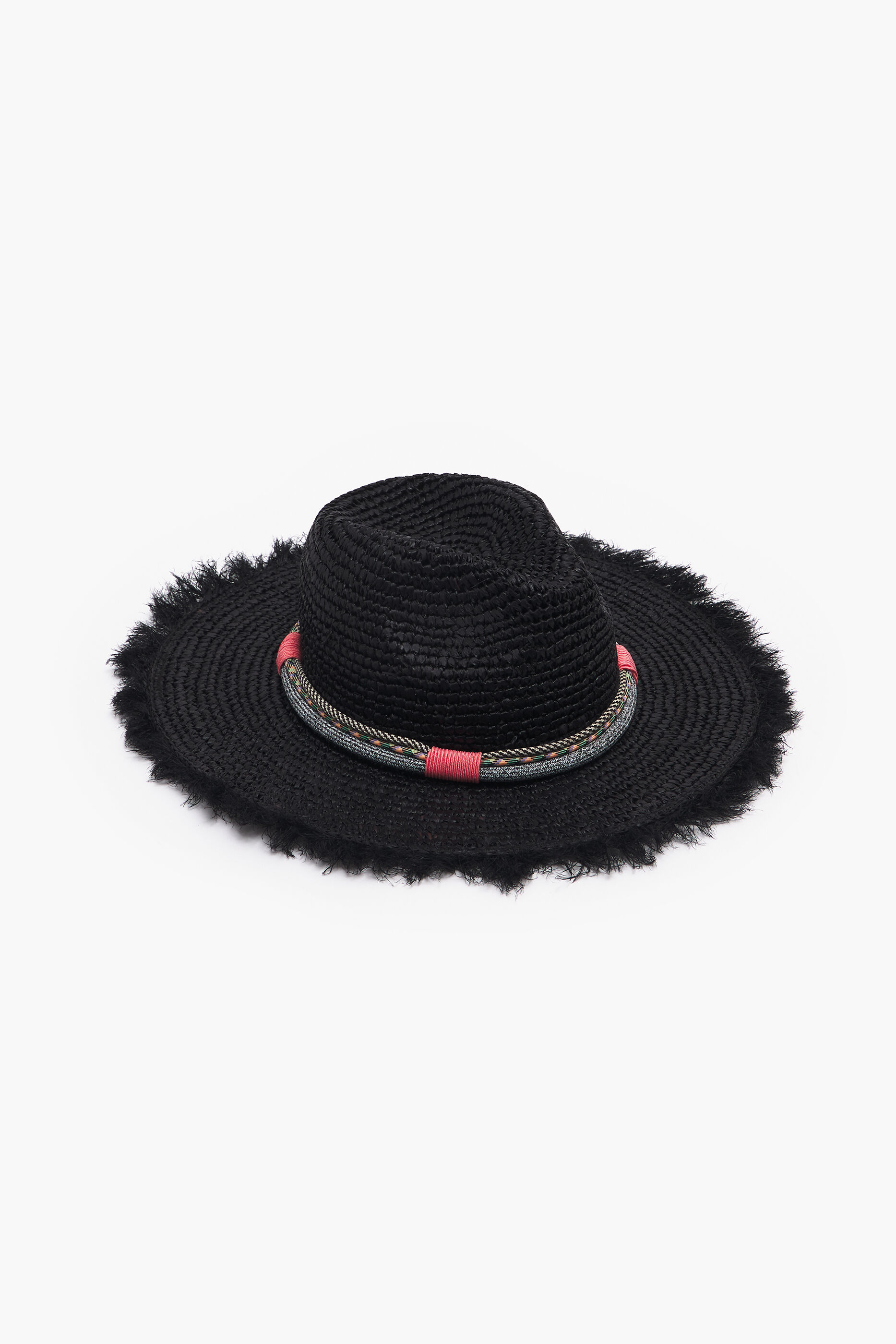 Chapéu de ráfia preto