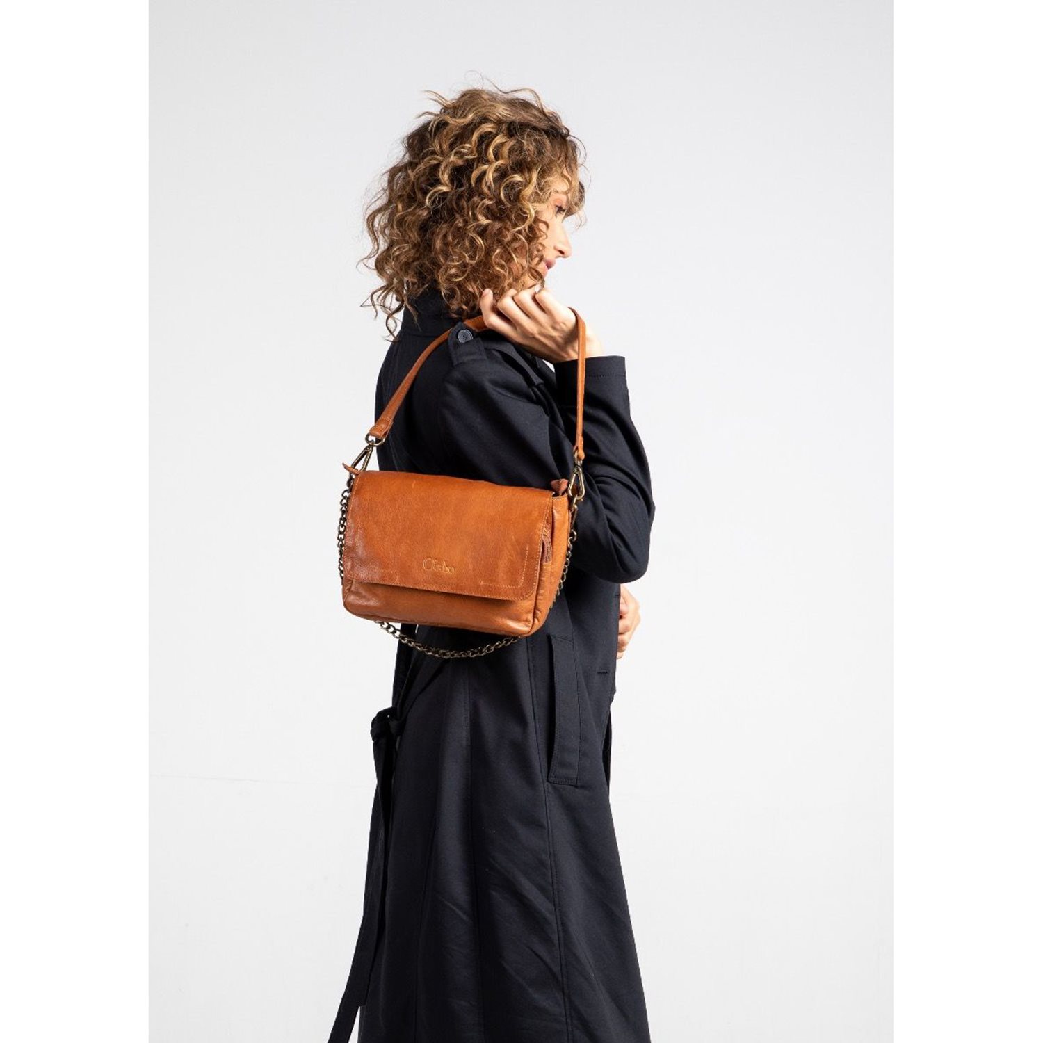 Chabo Manhattan Crossbody camel