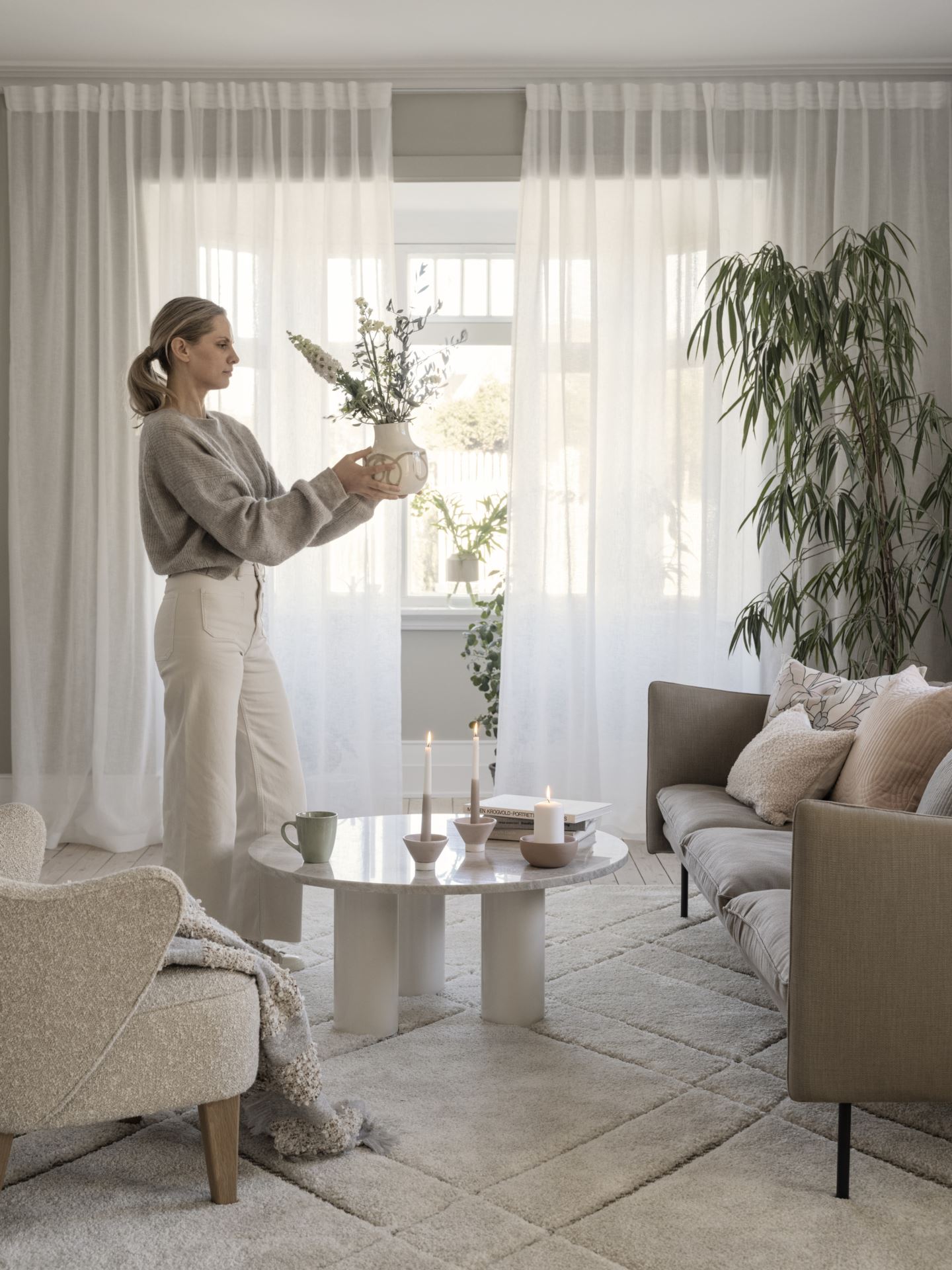 Teppe offwhite - 240x300 cm