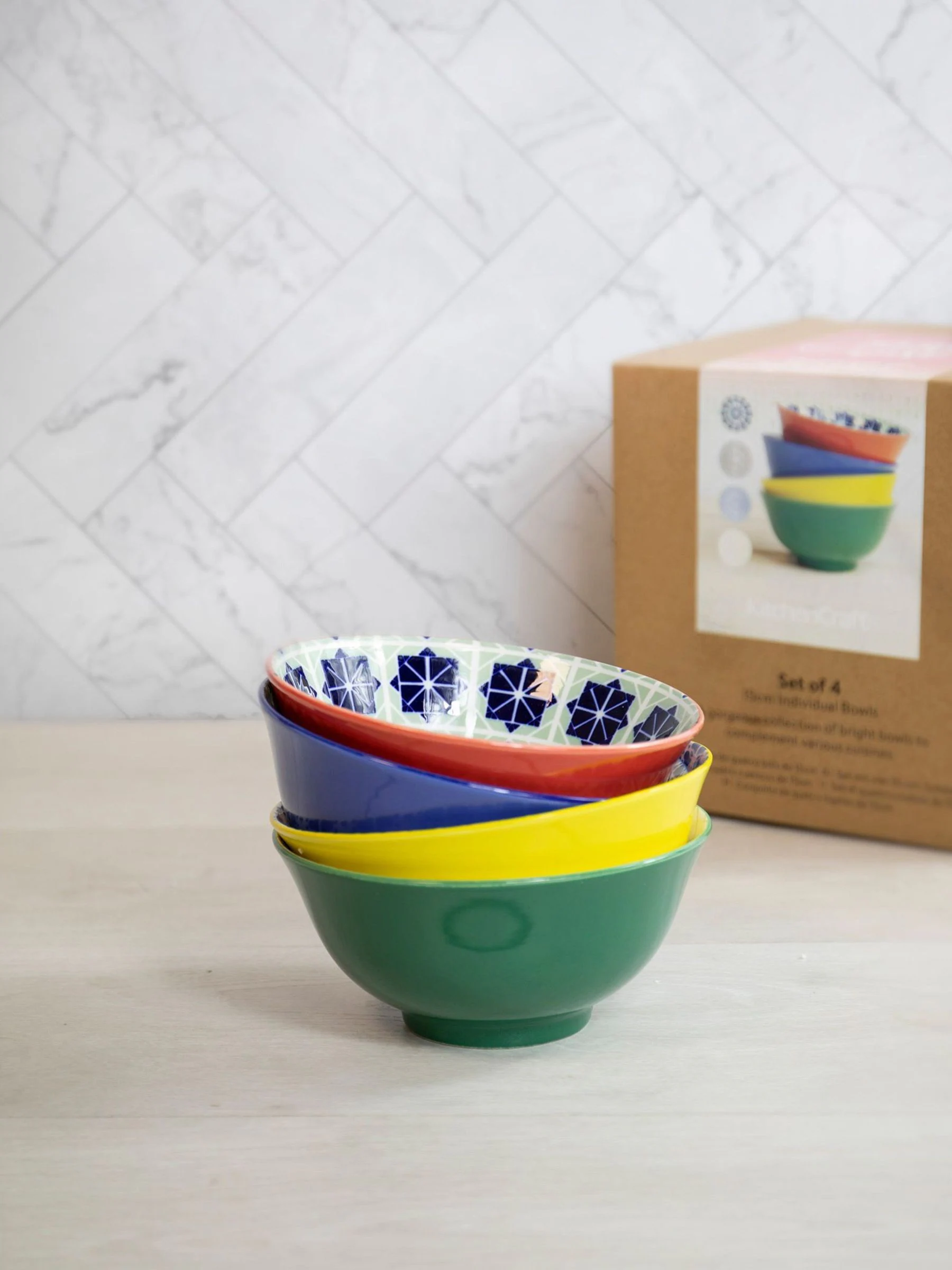 Kitchencraft Set of 4 Coloured Patterned Ceramic Cereal Bowls