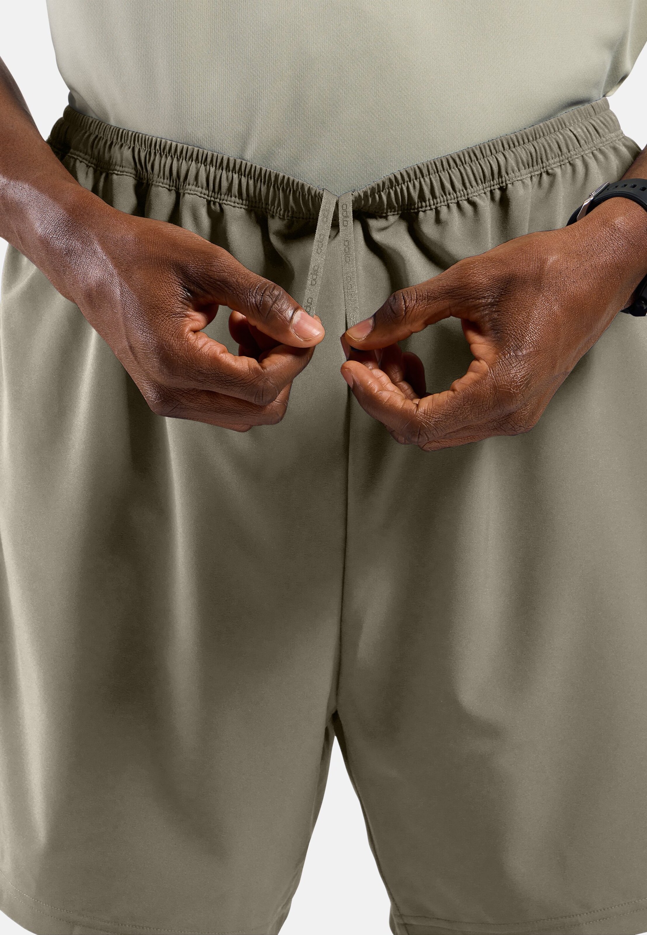 Essentials 6 Inch Laufshorts 2.0 ohne Innenhose in vetiver