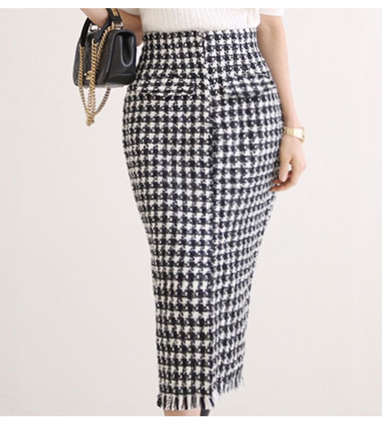 Aurora - Set: Korte mouwen, mockneck, effen kabelgebreide top + hoge taille pied-de-poule tweed midi-kokerrok
