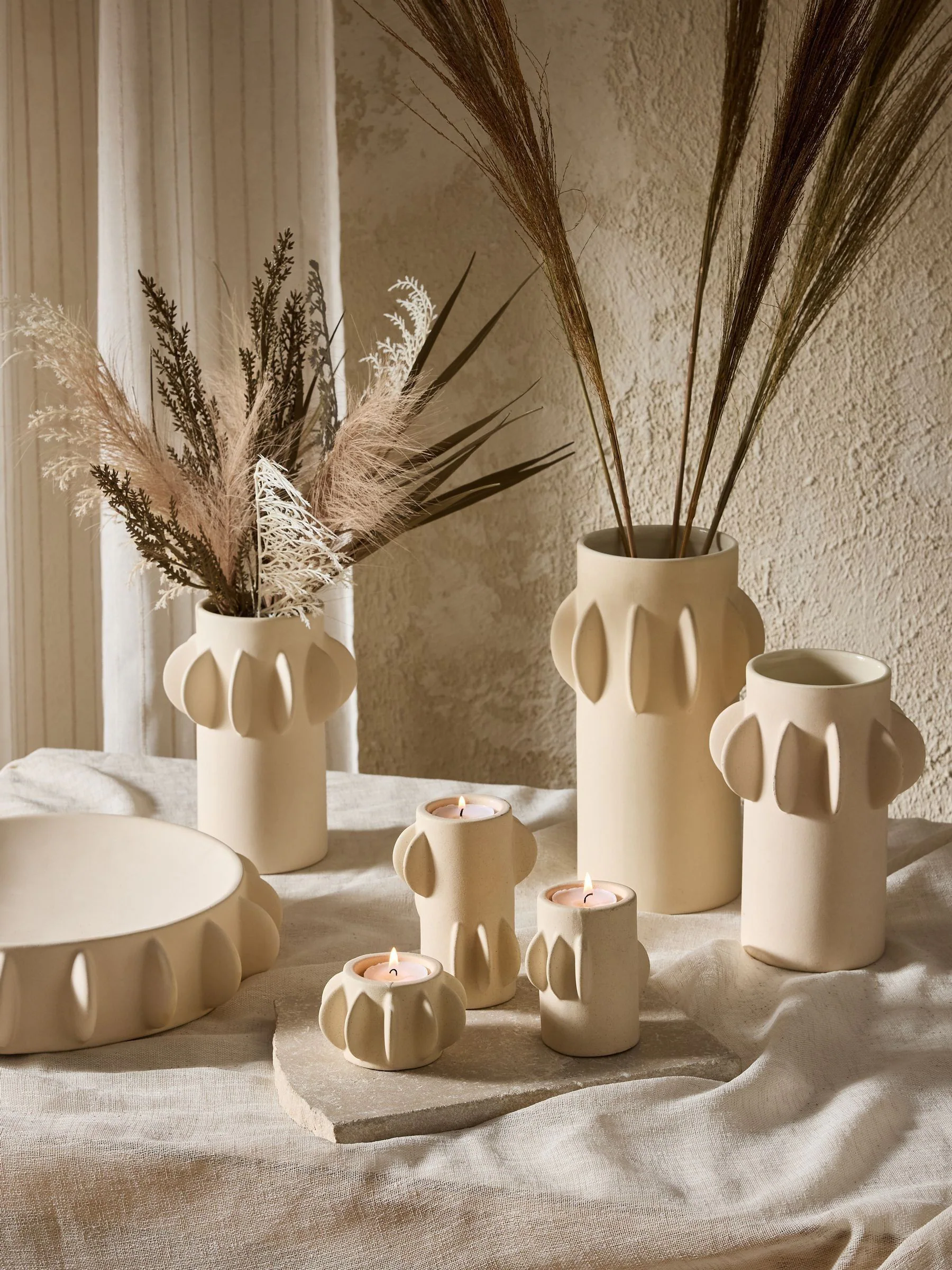 Artificial Dried Floral Arrangement in Scandi Ceramic Vase