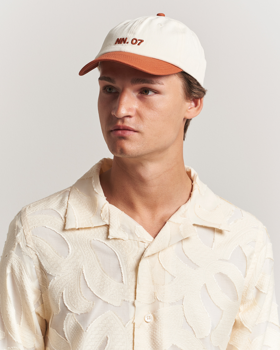 NN07 Logo Cap Caramel/Off White
