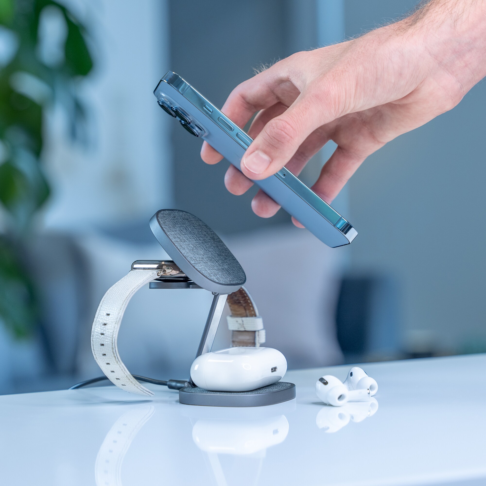 Xlayer MagFix Pro 3 in 1 Ladestation Apple Wireless Charger | Klappbar I Magsafe I 15W
