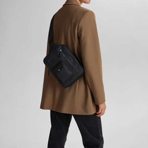 Markberg Darla One Shoulder Rygsæk, Black