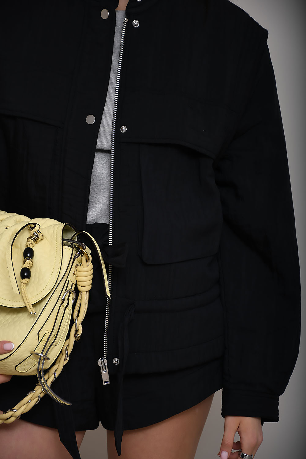 Blandina flap-pocket