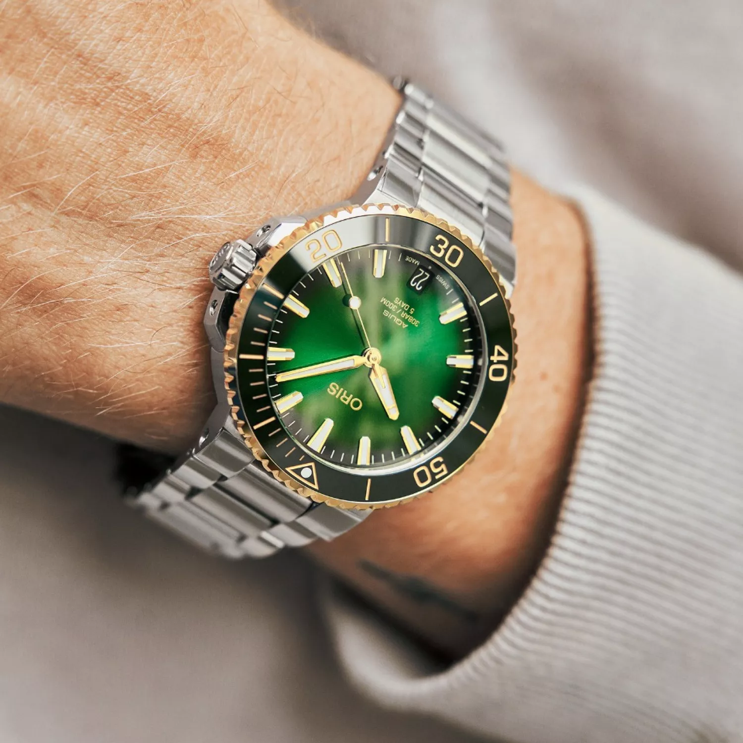 ORIS Aquis Date Cal. 400 41,5mm 01-400-7769-6357-07-8-22-09PEB