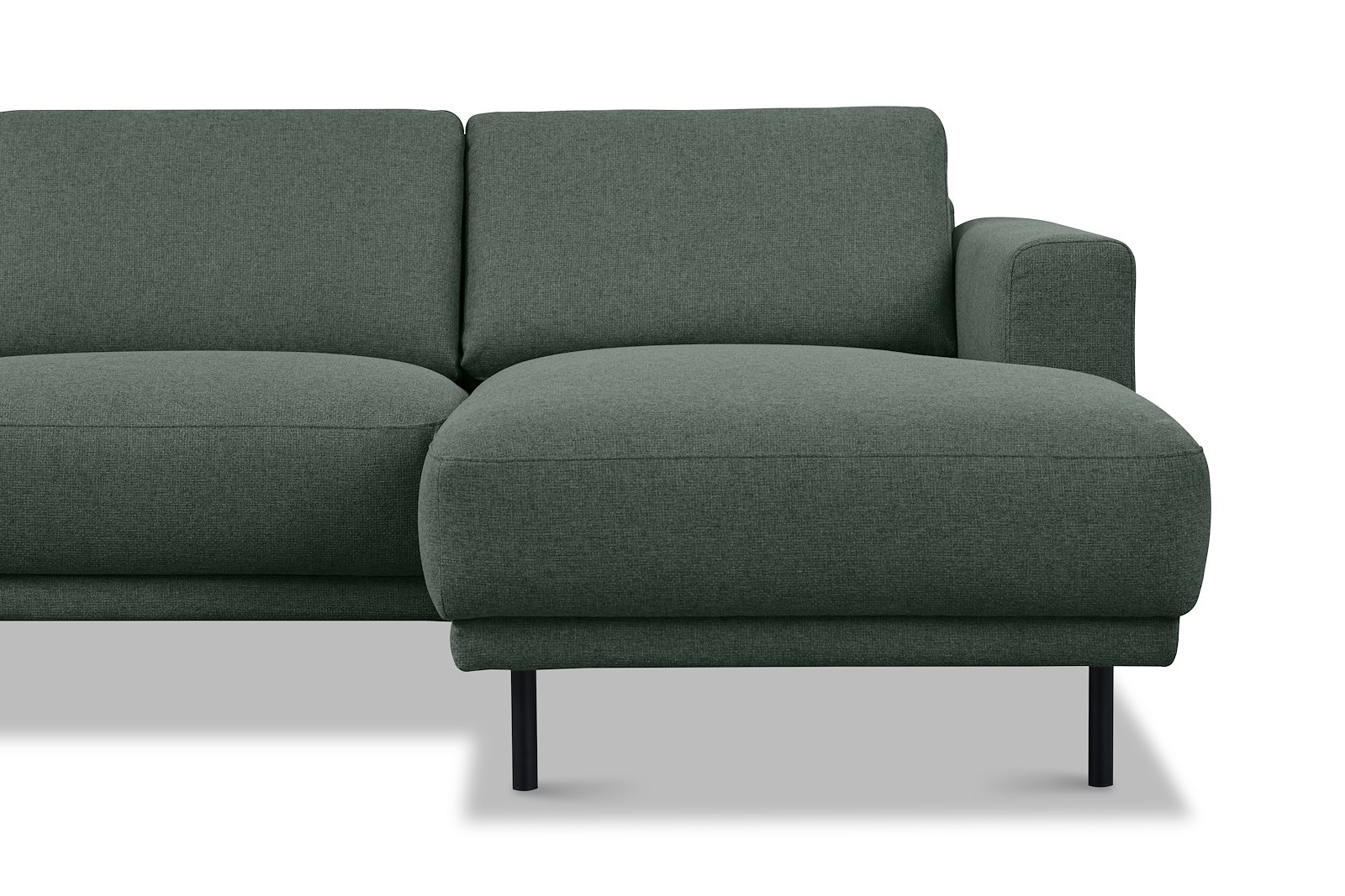 Portland U-sofa oppsett Åpen ende venstre, hjørne, 2-seter, sjeselong høyre i tekstil Herby 10 Green med sorte ben