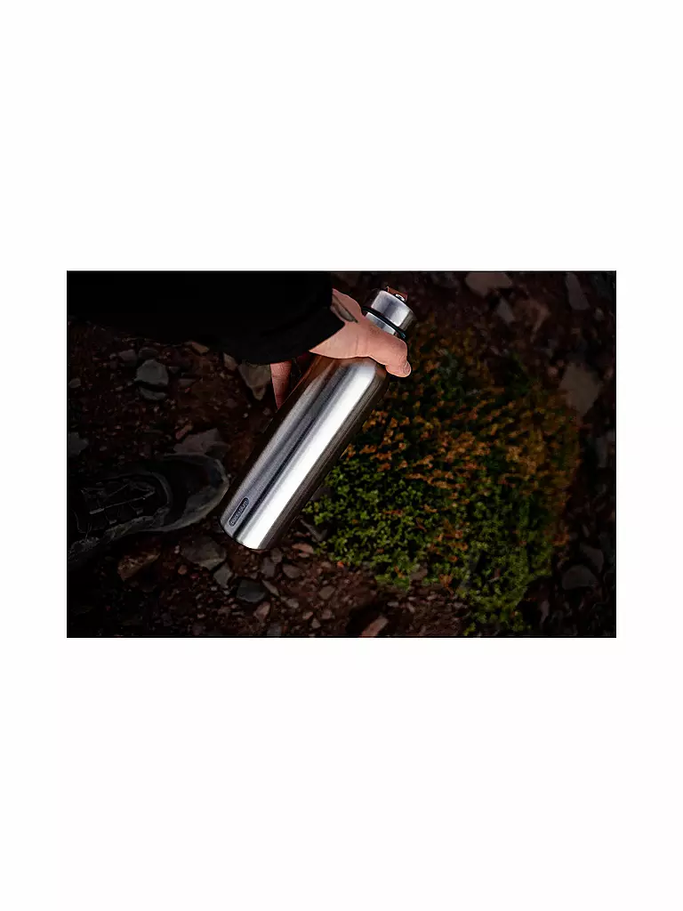 BLACK+BLUM Isolierflasche - Thermosflasche 0,75l Ozean/Edelstah blau