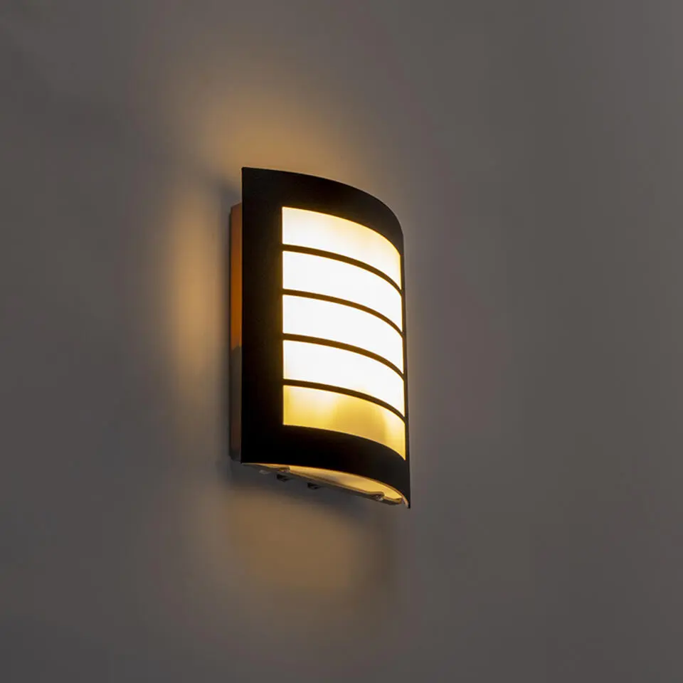Qazqa buitenlampen met sensor miro zwart e27