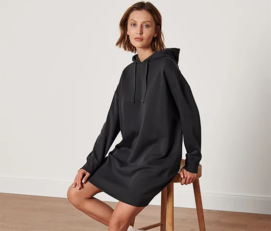 Sweatkleid mit Kapuze