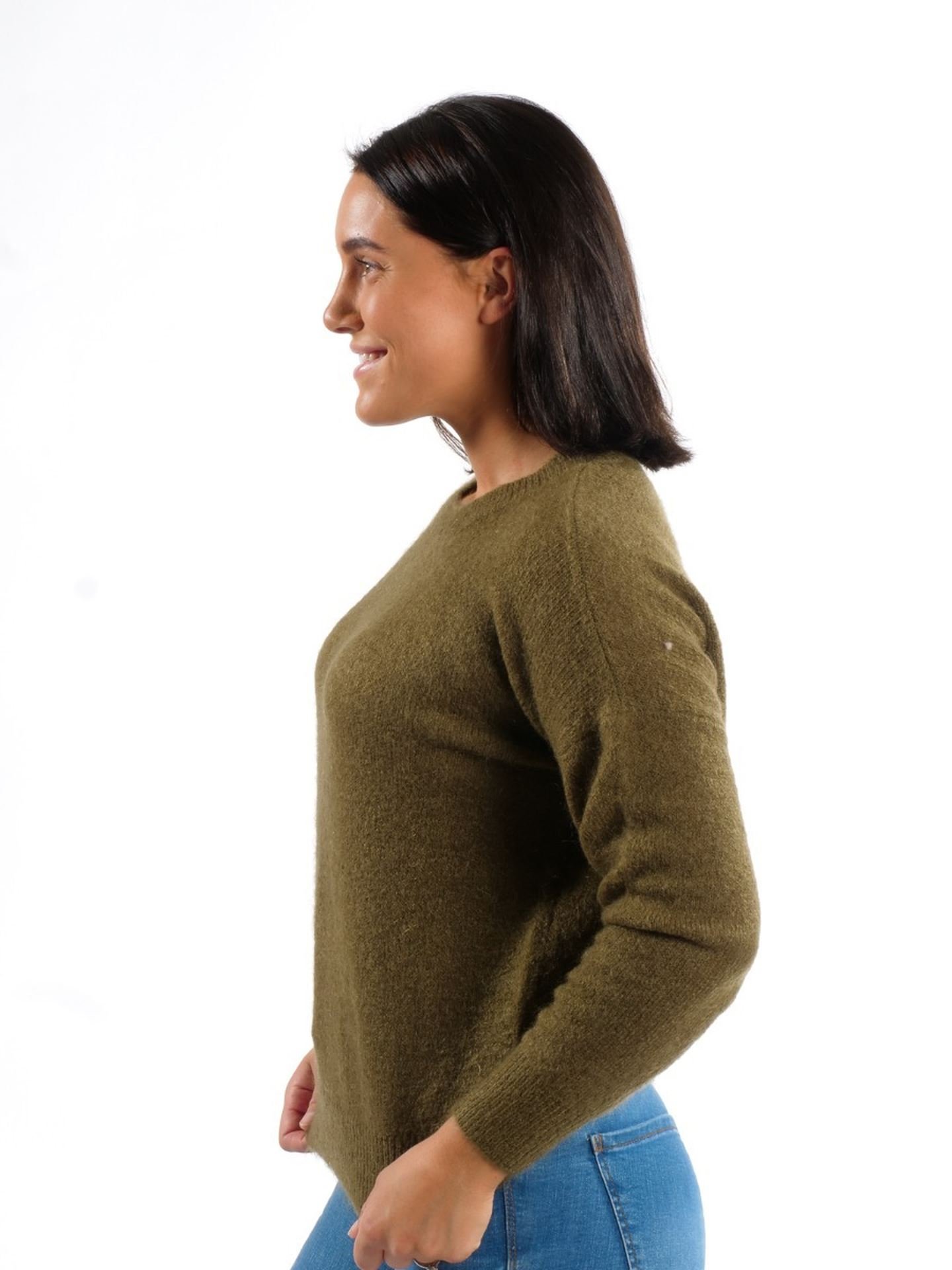Femme Mohair O-Neck Pullover