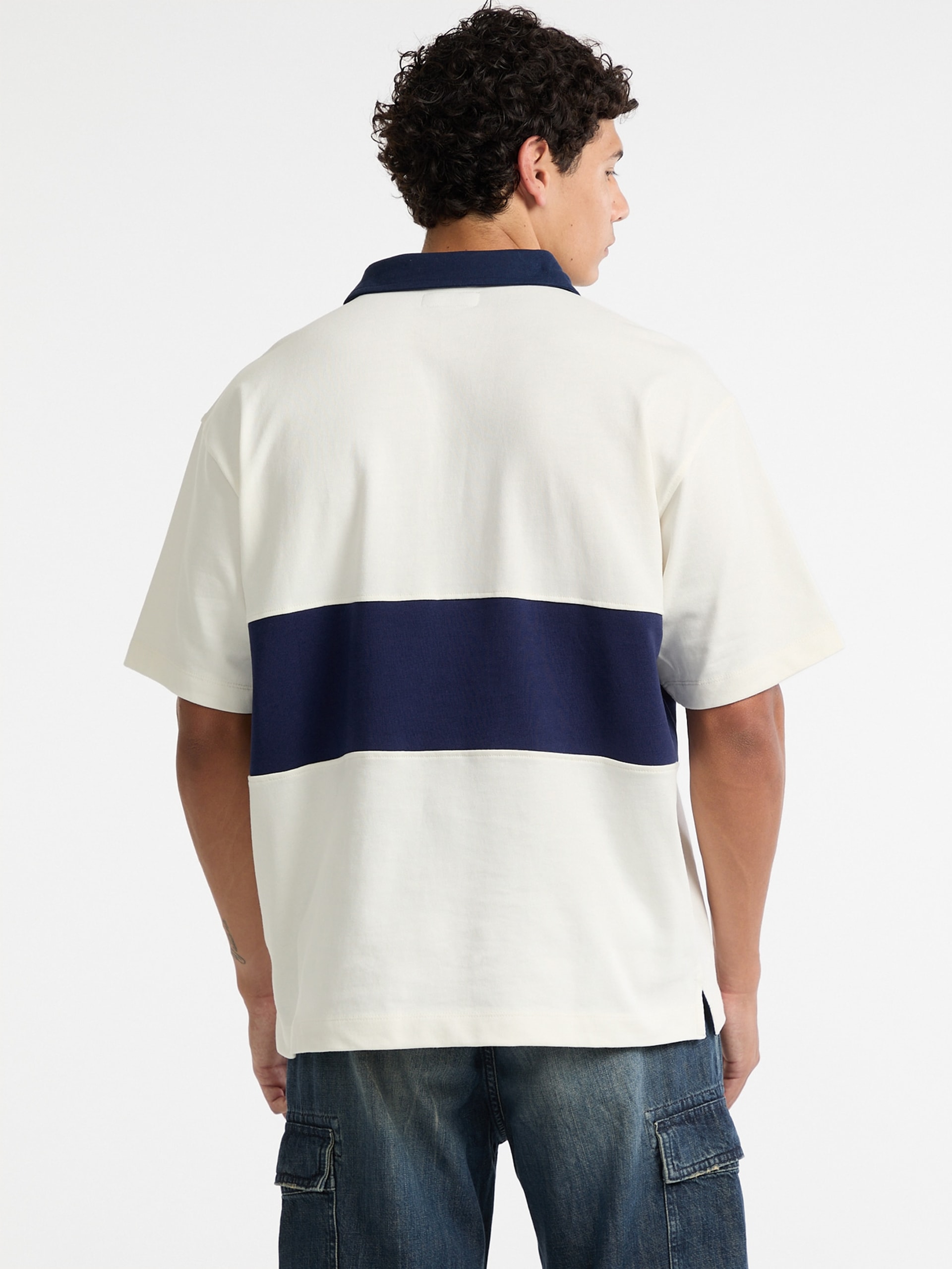 Polo de rugby de manga curta com logotipo