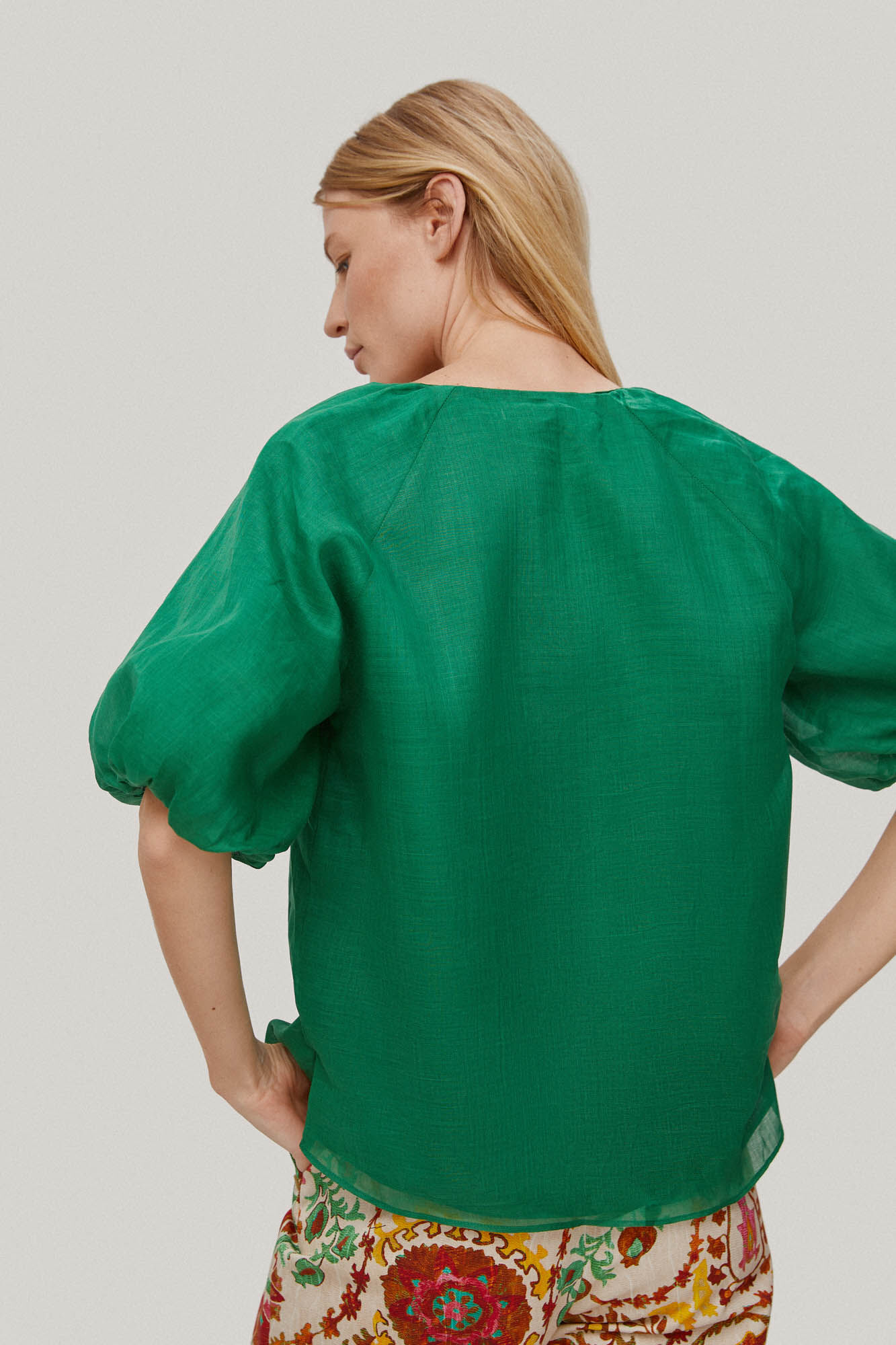 Blusa com mangas bufantes - Verde