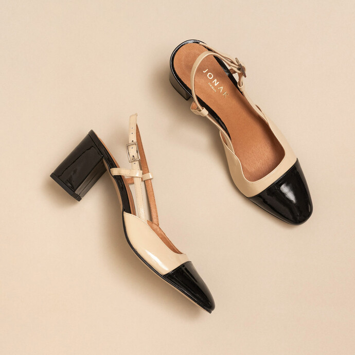 Babies à talons  en cuir vernis noir et beige