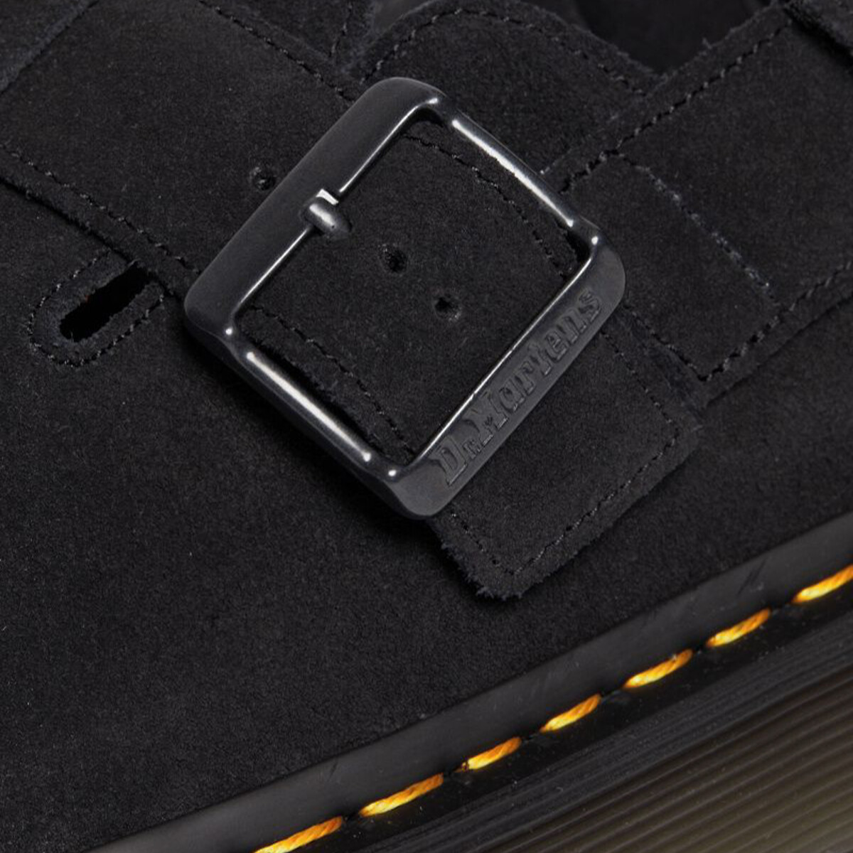 DR. MARTENS<br>Mules fechados Jorge II em couro camurça