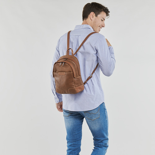 Arthur & Aston - 2158-19-COG Cognac