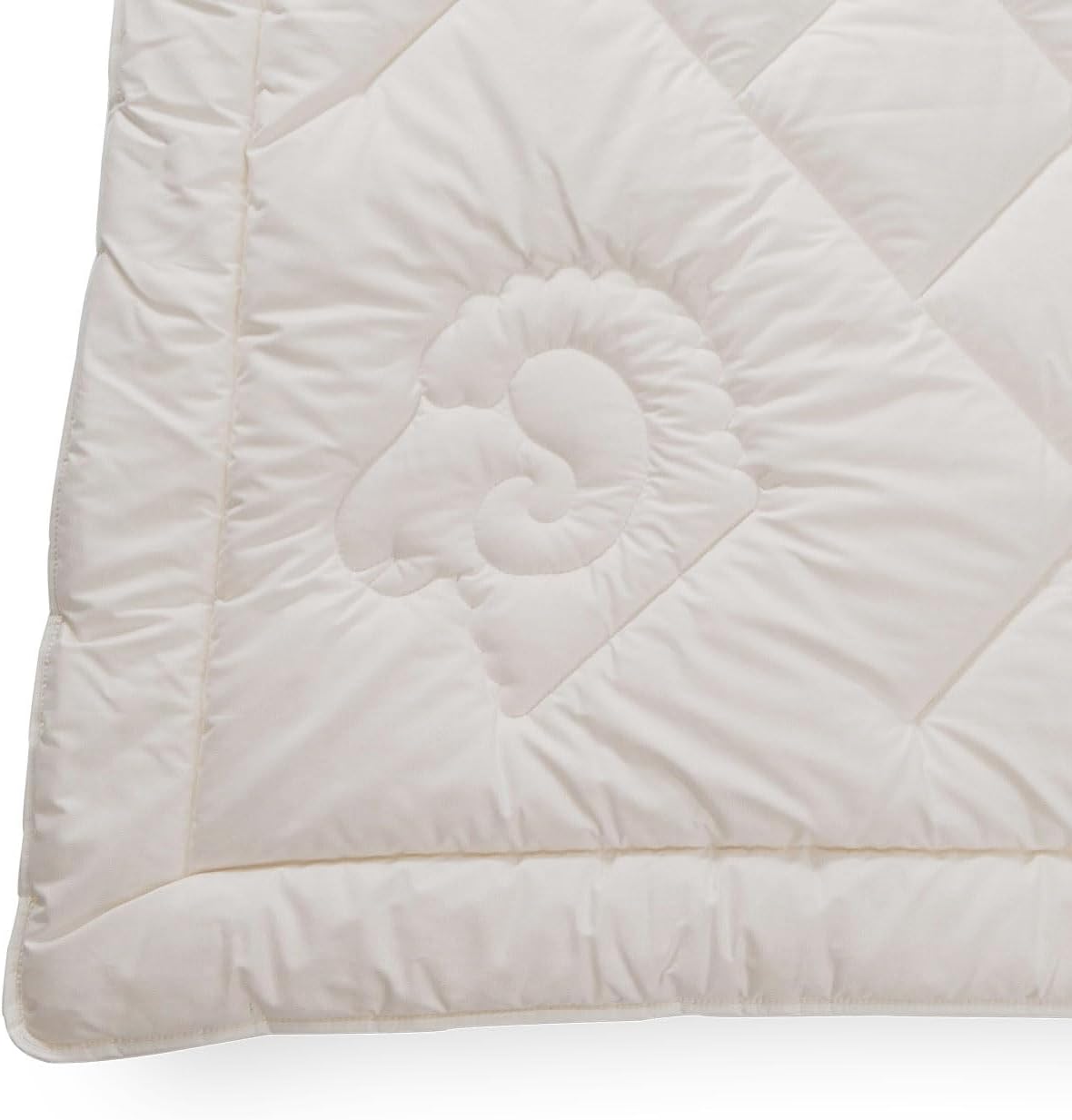 Bettdecke Medium mit Schafwoll-Füllung 200x220 cm, Ganzjahresdecke mit Bio Baumwollbezug, Verschiedene Größen