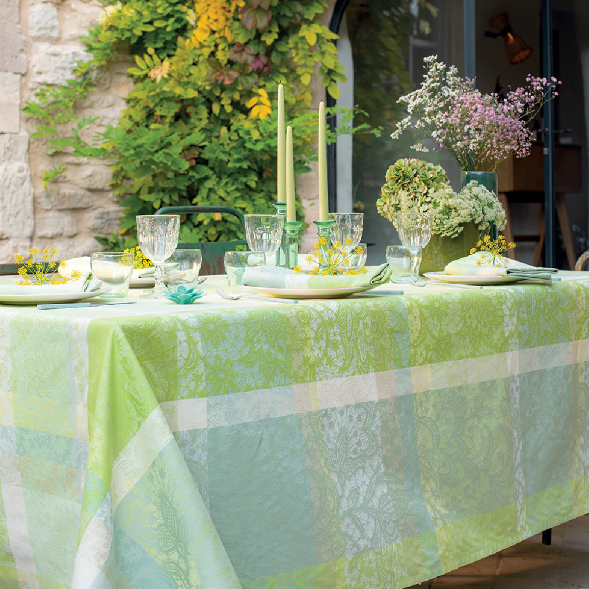 Nappe pur coton vert 180x180 Garnier Thiebaut