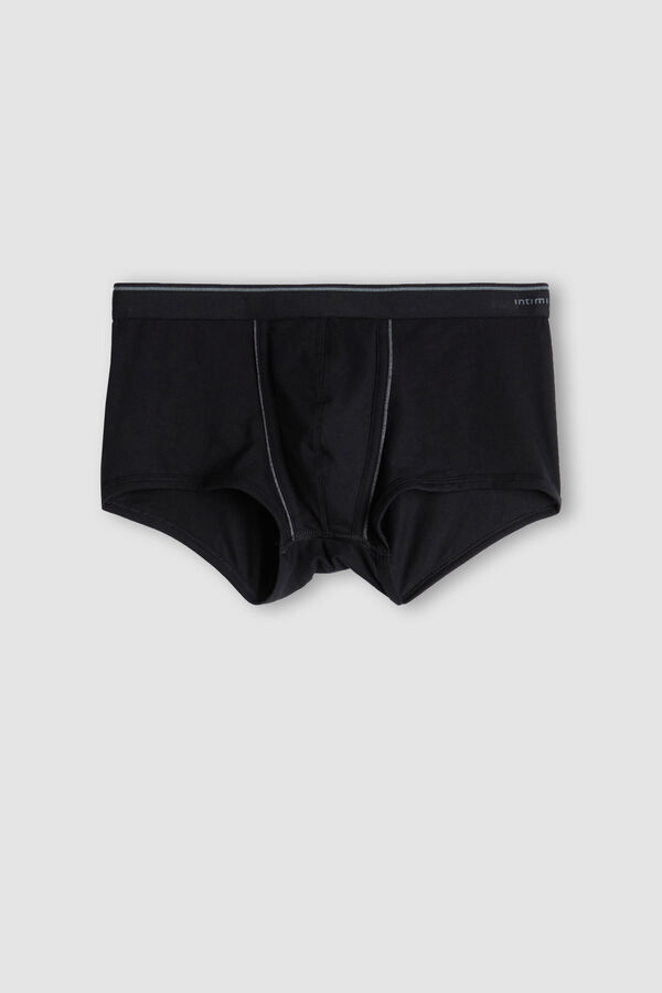 Cuecas boxer em algodão Supima® com elástico visível.