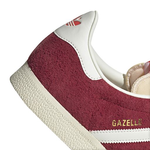 Adidas Gazelle Sneakers, Team Victory Red/Off White/Cream White, 40