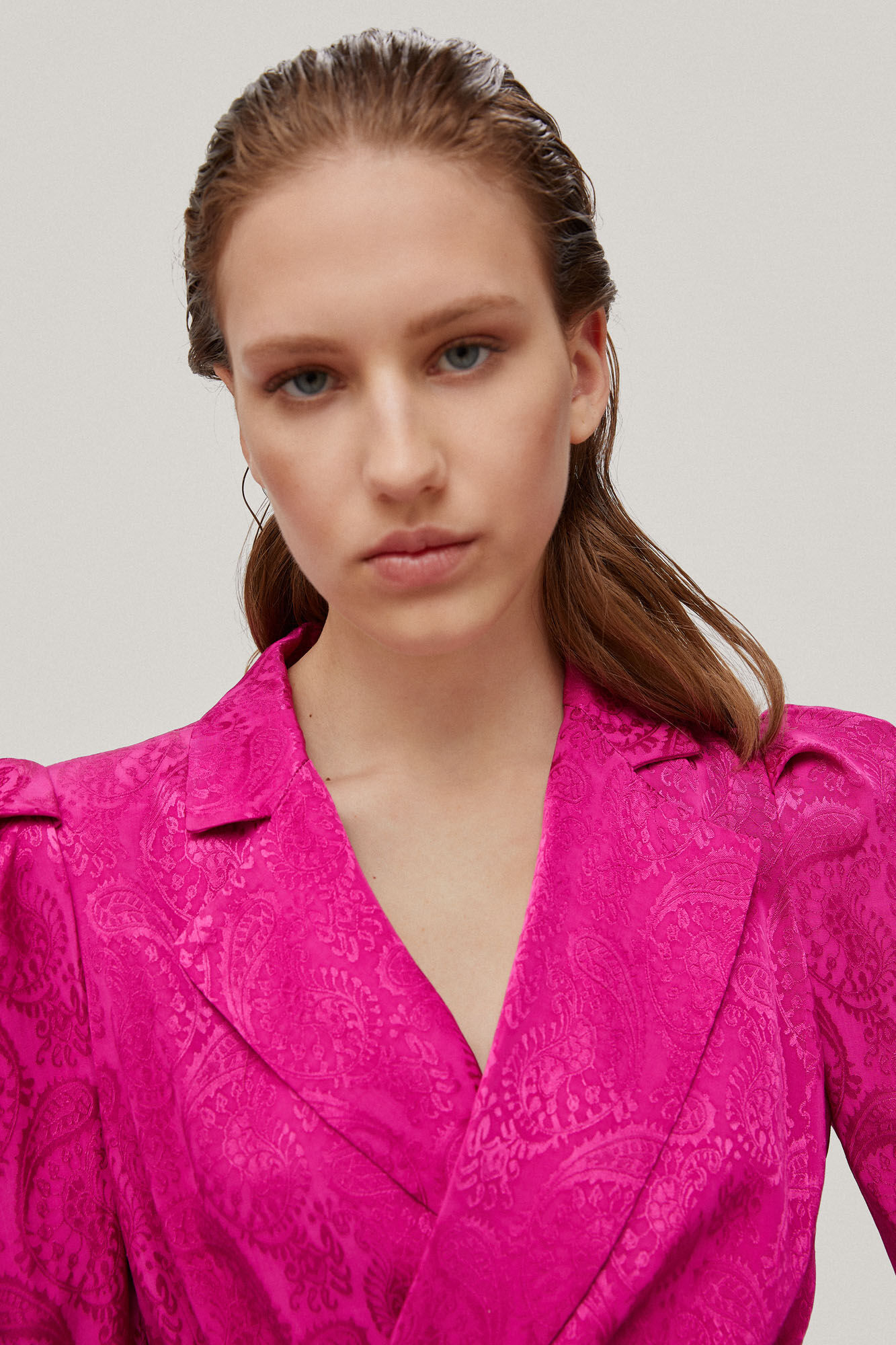 Blazer jacquard com mangas bufantes - Rosa