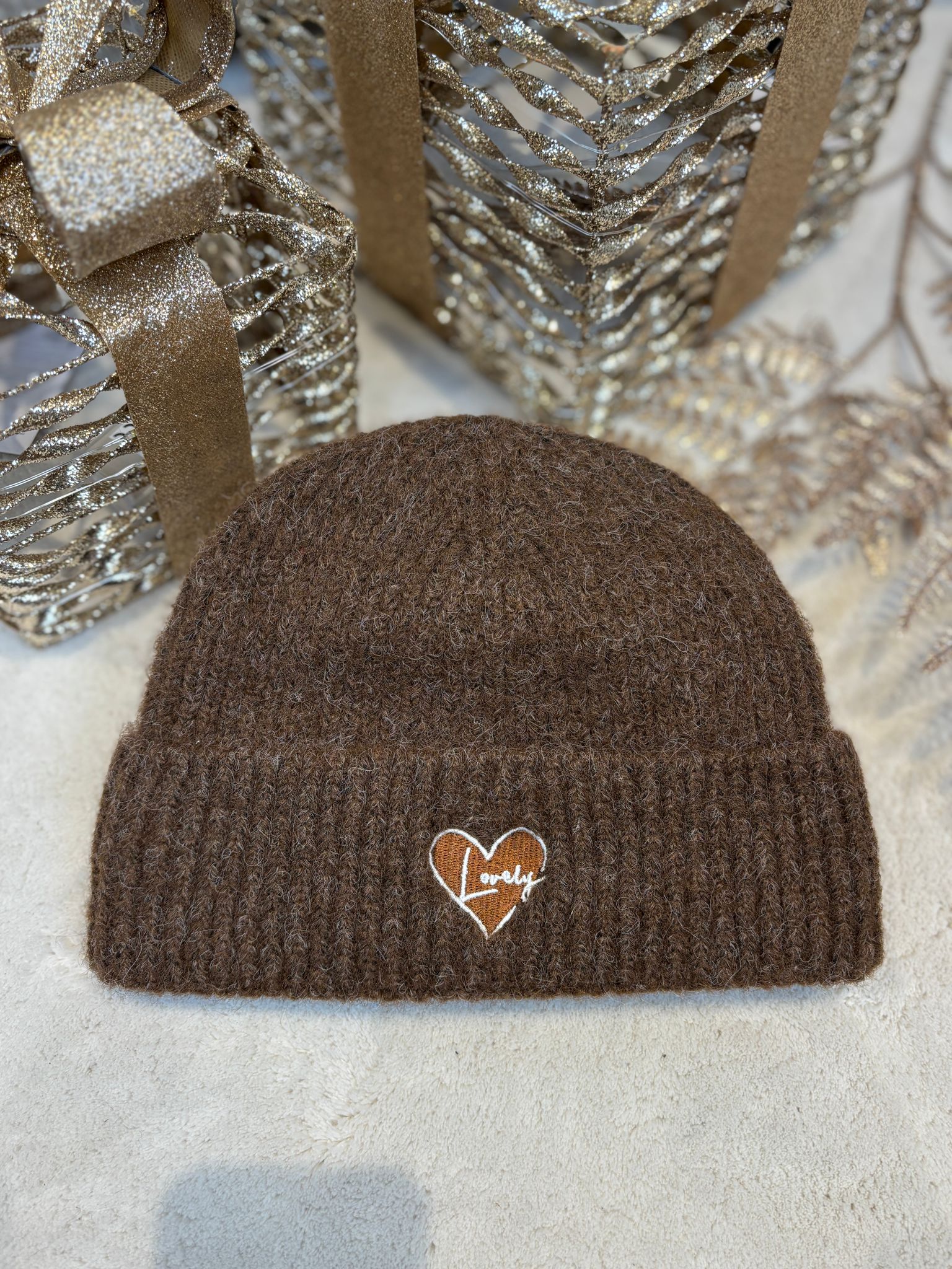 Lovely Muts - Bruin