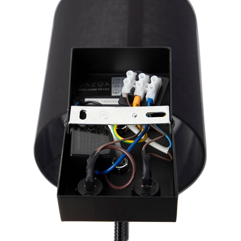 Moderne wandlamp zwart met katoenen kap - Stacca