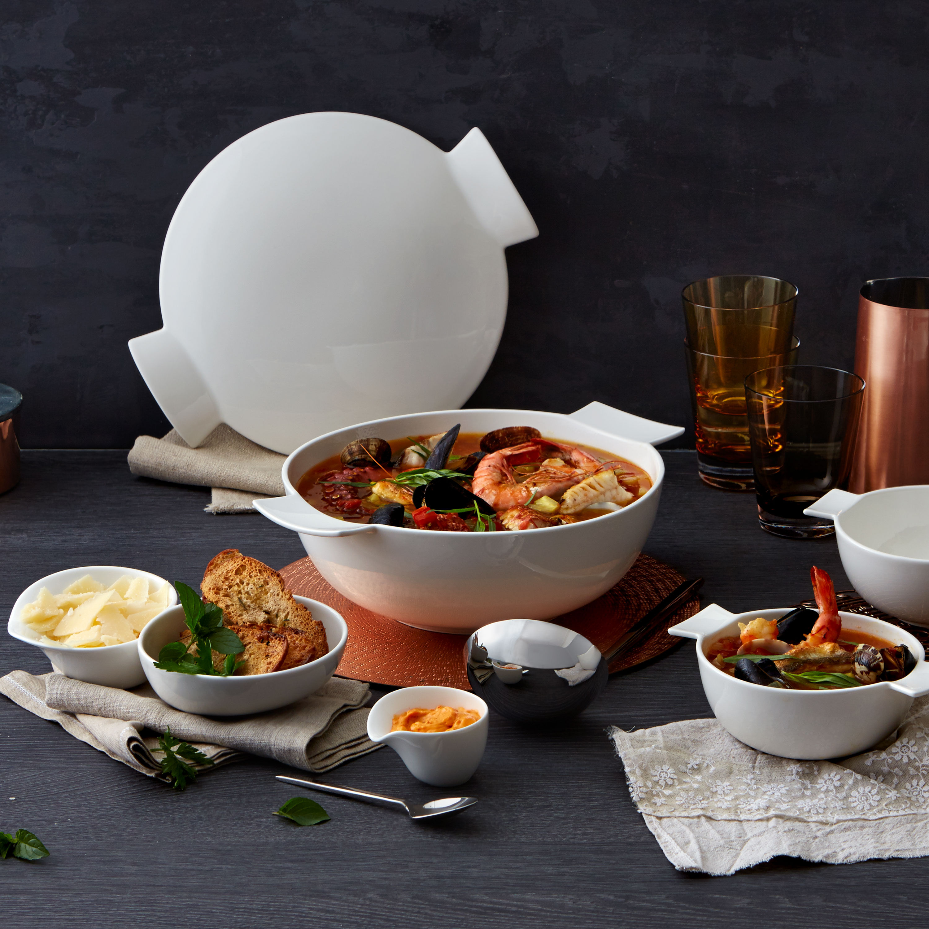 Soup Passion Tureen White, 84.6 oz, Premium Porcelain