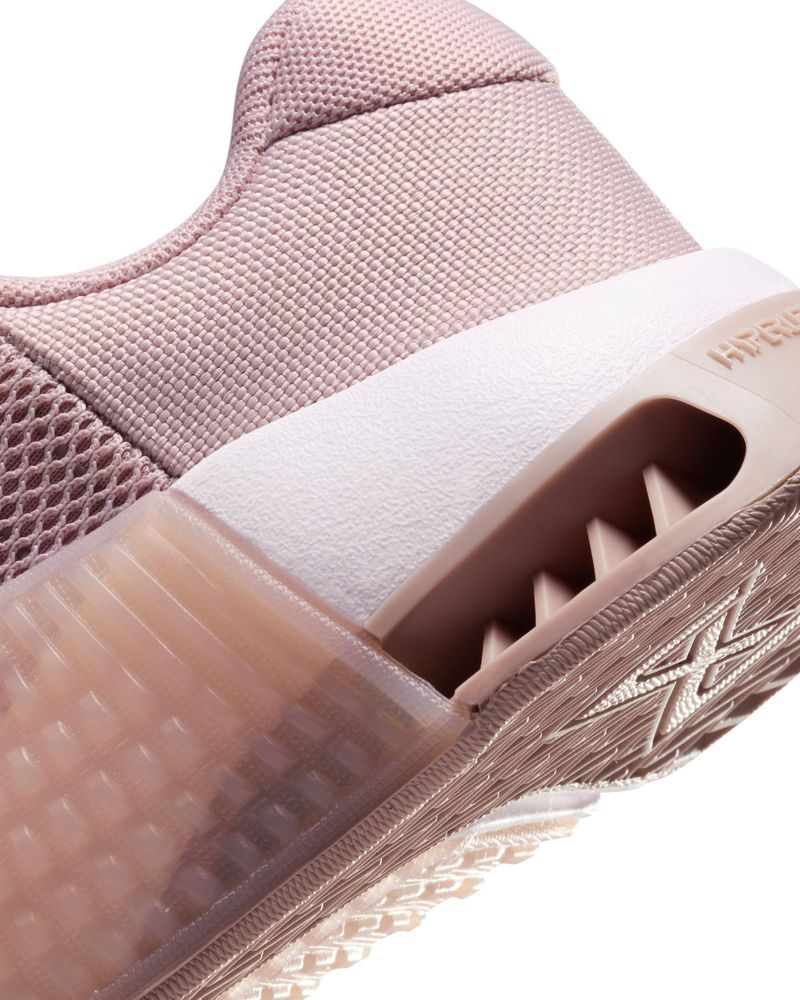Chaussures de training Nike Metcon 9 Rose pour femme