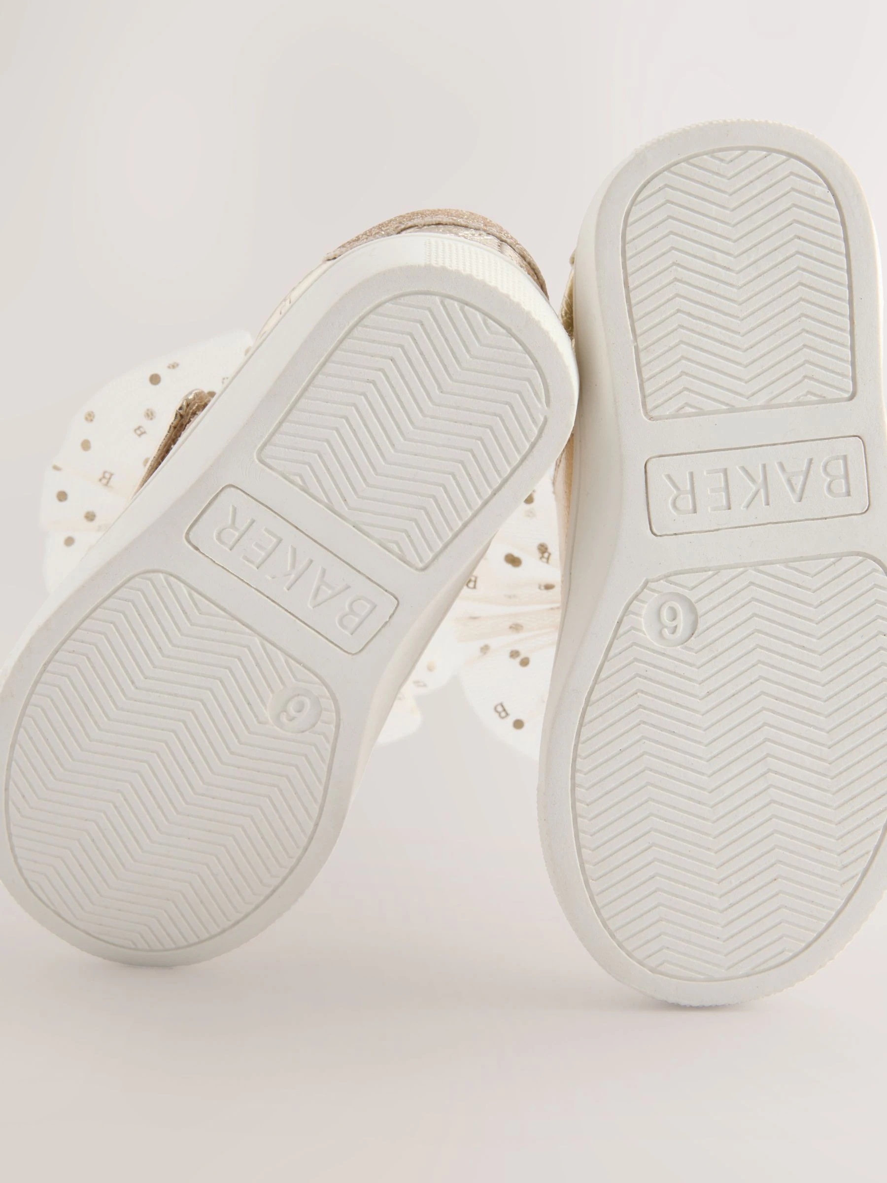 Goud - Baker by Ted Baker Girls Organza Corsage Trainers
