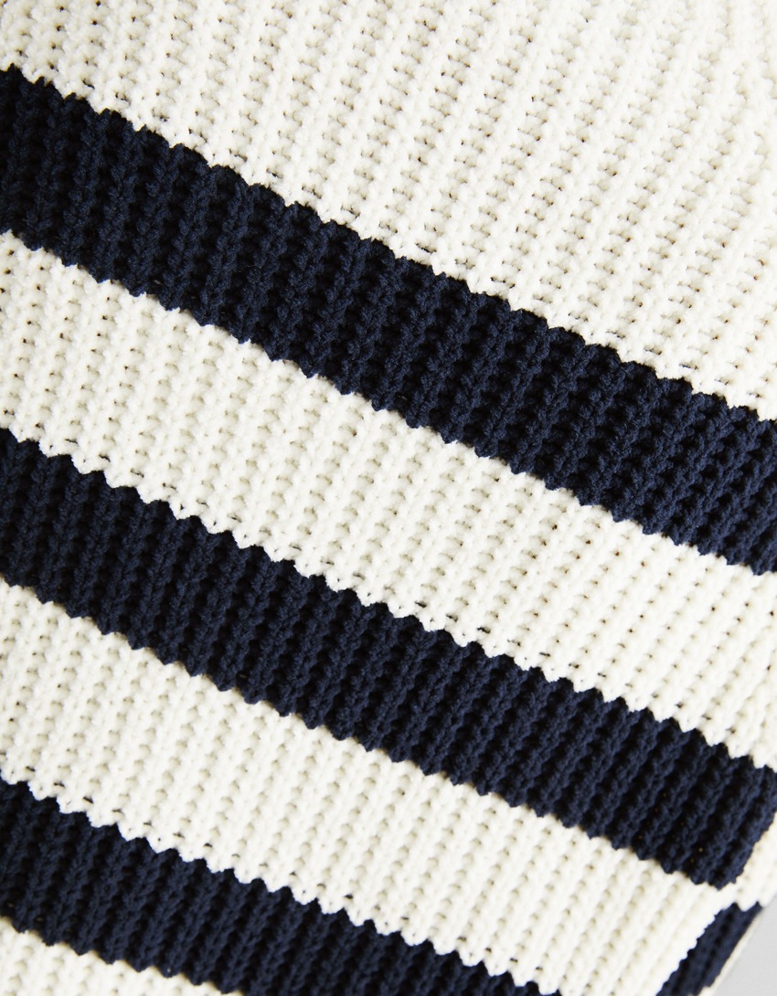 Suéter listrado de gola alta em chenille