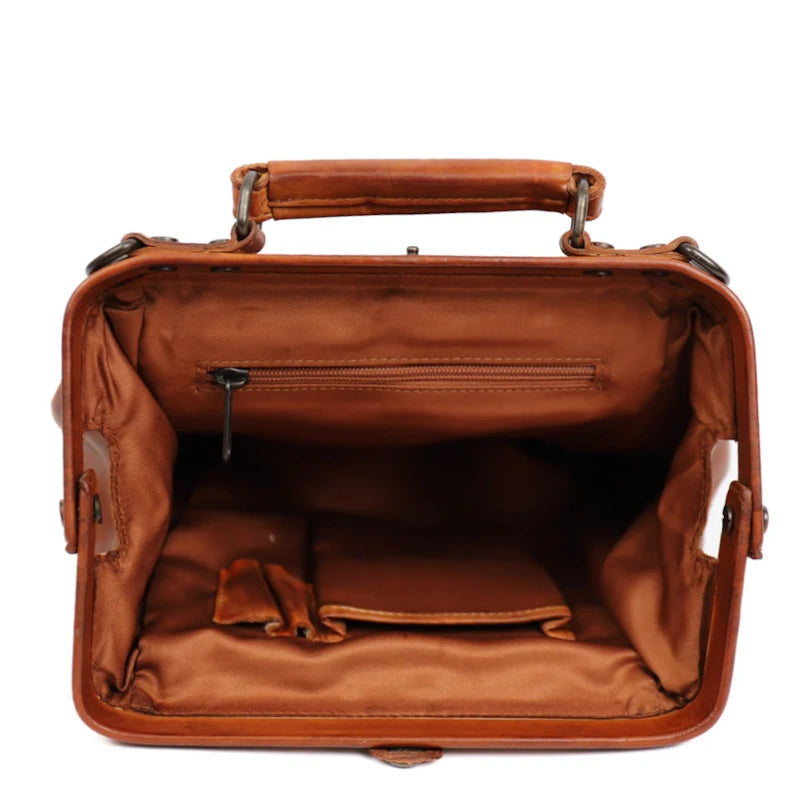 Bear Design Dokterstasje - Rugtas Shelly Cognac