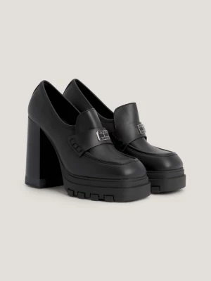 Mocassins de couro com salto bloco