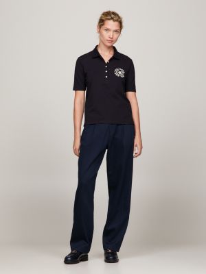 Polo de corte regular com bordado do brasão