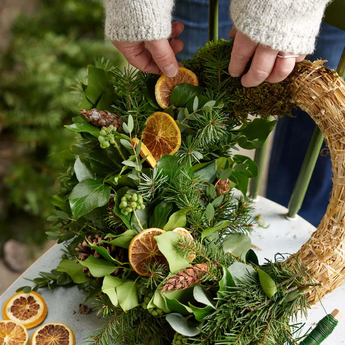 Couronne de Noël en paille (D50 cm) à décorer