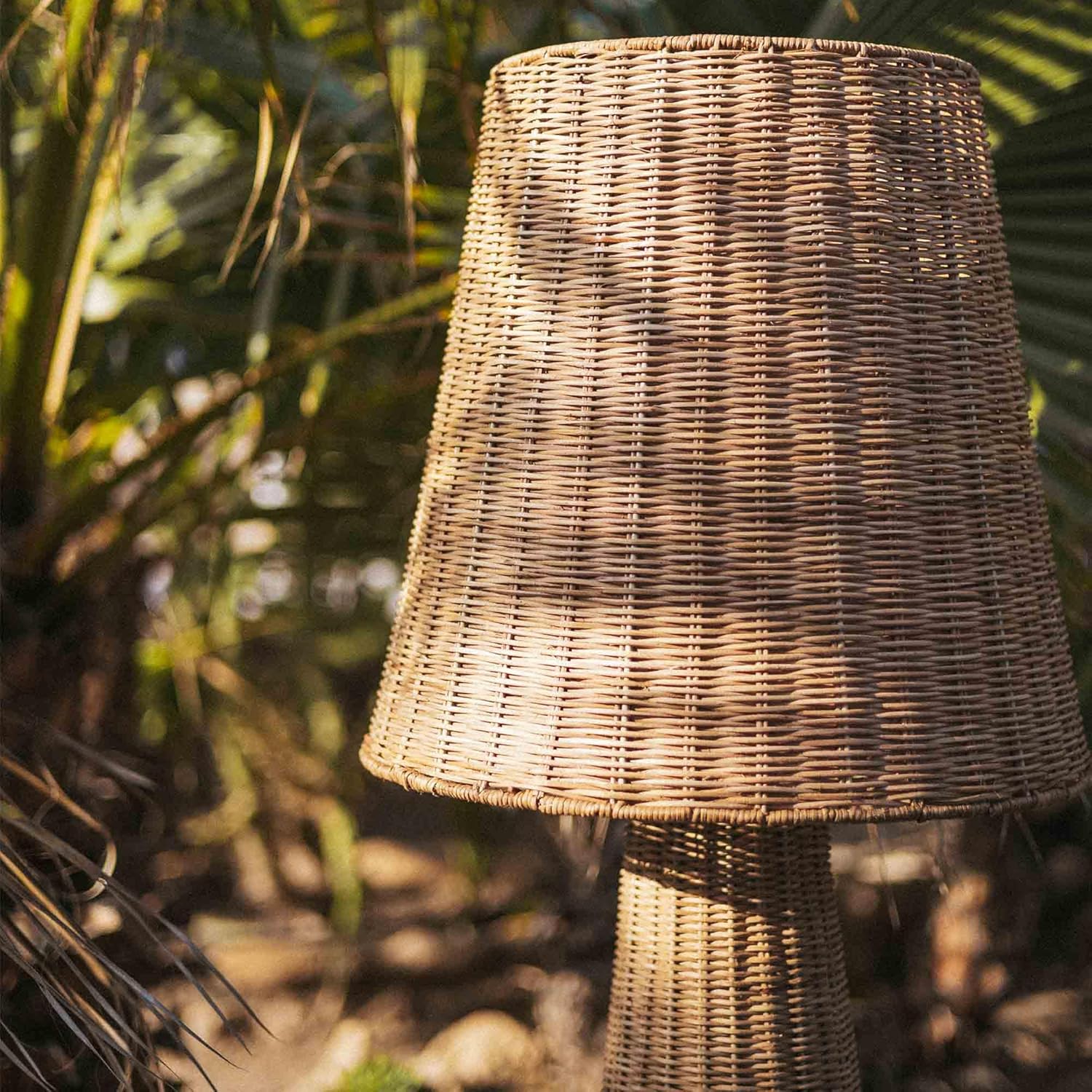 newgarden - Große Stehleuchte LOLA 165 cm NATURE im Boho-Stil, aus Naturfasern in Spanien hergestellt, verschiedene Leuchtvarianten mit Kabel oder Akku. (165cm Wiederaufladbare Batterie)
