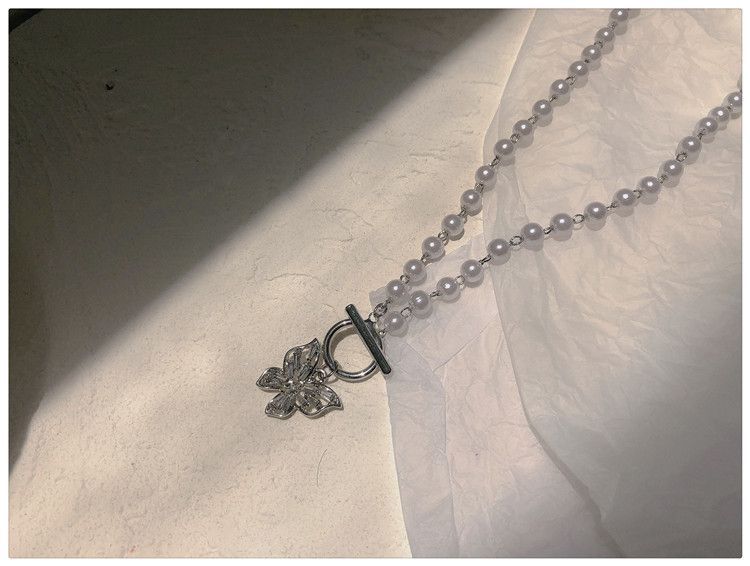 Studio Nana - Faux Pearl Butterfly Dangle Choker