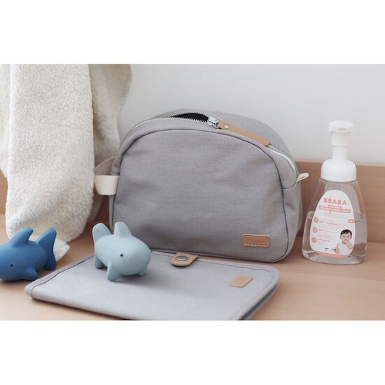 Trousse de toilette   Pearl Grey        de               Béaba