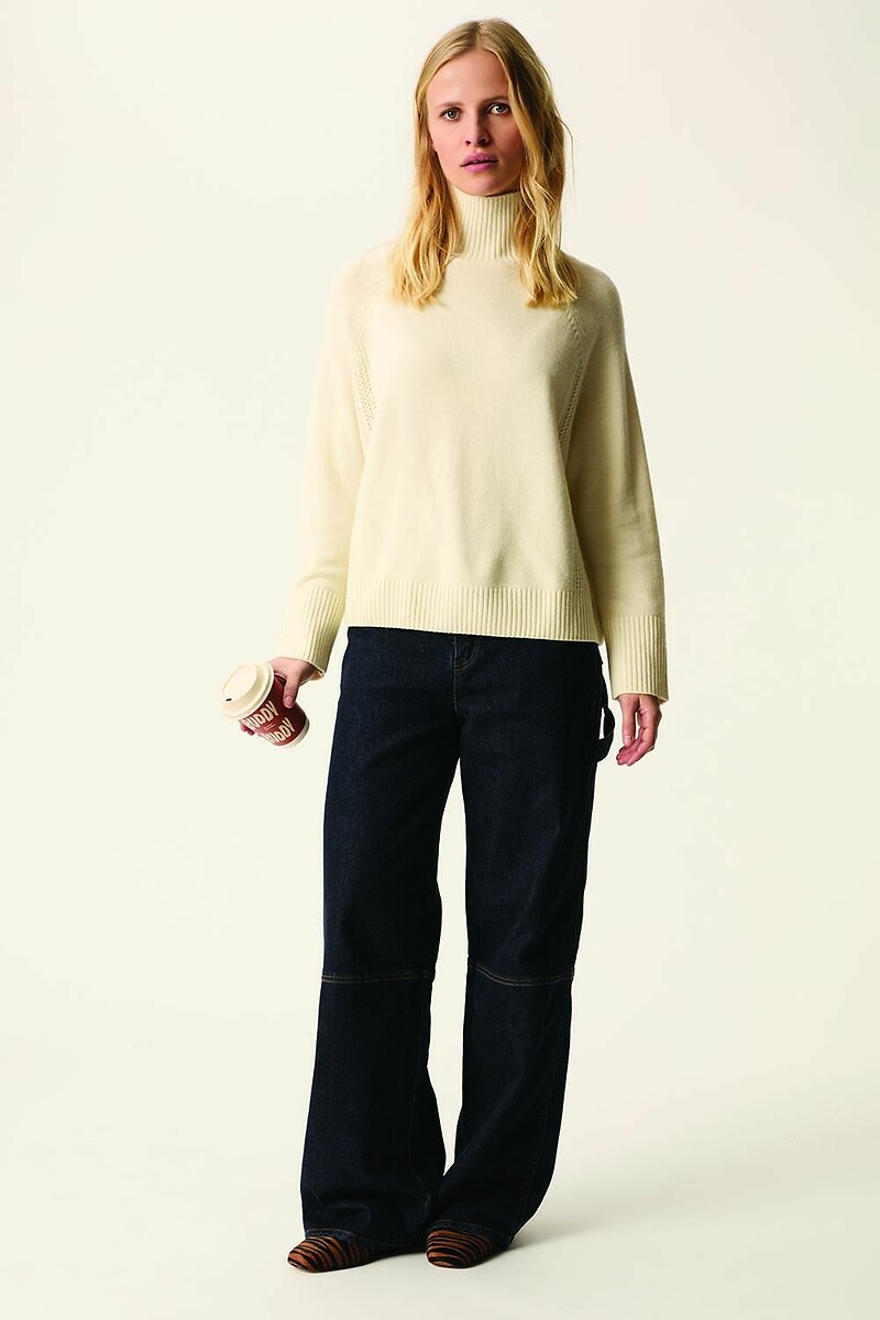 DES PETITS HAUTS<br>Suéter de lã com gola alta, ARAMIS
