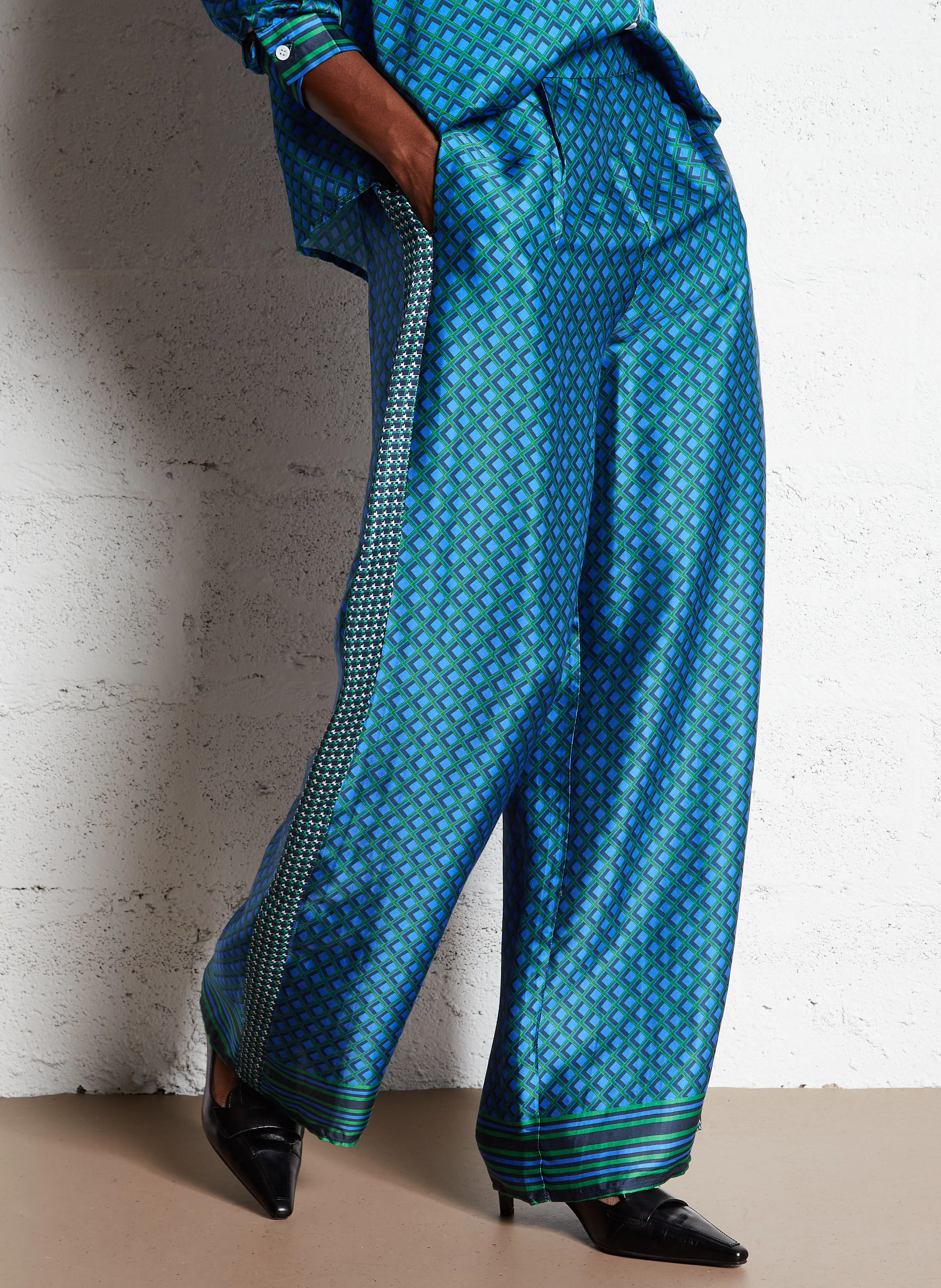 PENNY - Pantalon large imprimé satiné| Vert