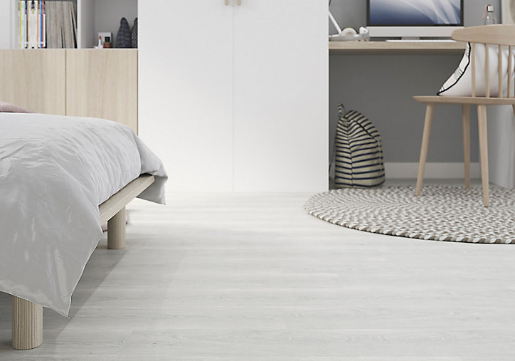 Lame PVC clipsable Jazy bois blanc 18 x 122 cm GoodHome (vendue au carton)